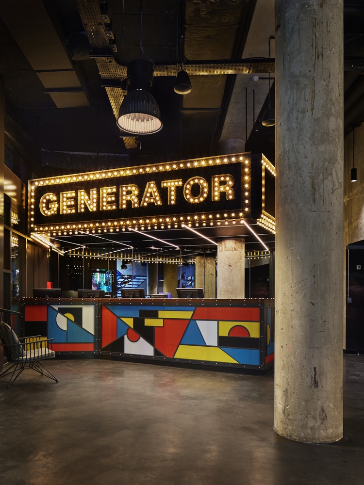Generator (Paris, France) 